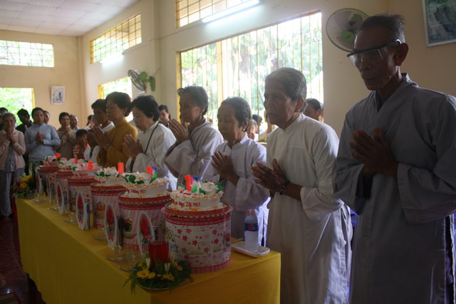 Kiên Giang: Lễ mừng thọ tập thể tại tịnh xá Ngọc Phúc