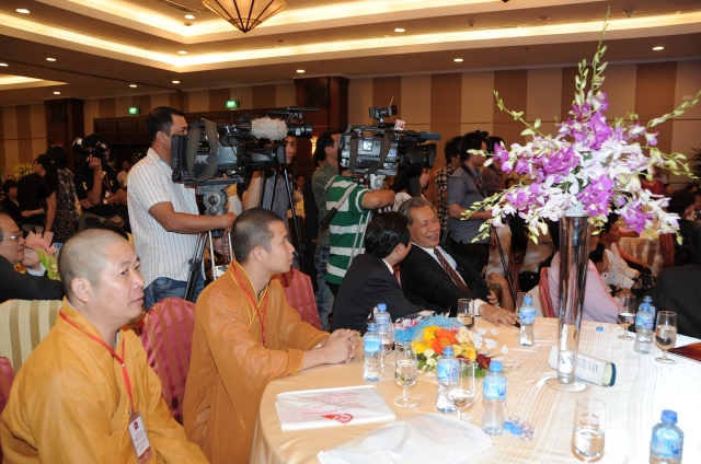 Pho tượng Phật Mẫu chùa Đại Tuệ được xác lập kỷ lục Việt Nam