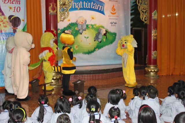 TP. HCM: Quan Âm Tu Viện tổ chức khóa tu Gieo Hạt Từ Tâm kỳ 8: Hoa Điểm 10