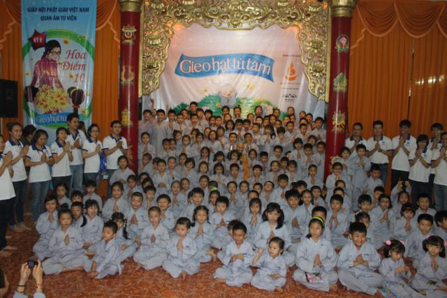 TP. HCM: Quan Âm Tu Viện tổ chức khóa tu Gieo Hạt Từ Tâm kỳ 8: Hoa Điểm 10