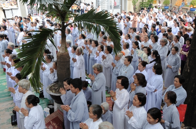 TP. HCM: Tịnh xá Trung Tâm đã tổ chức trọng thể lễ lạc thành Bảo tượng Bồ tát Quán Thế Âm