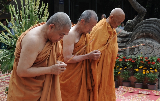 TP. HCM: Tịnh xá Trung Tâm đã tổ chức trọng thể lễ lạc thành Bảo tượng Bồ tát Quán Thế Âm