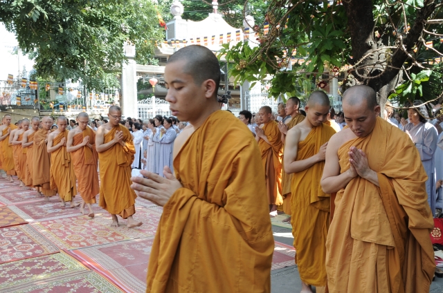 TP. HCM: Tịnh xá Trung Tâm đã tổ chức trọng thể lễ lạc thành Bảo tượng Bồ tát Quán Thế Âm