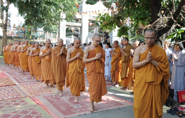 TP. HCM: Tịnh xá Trung Tâm đã tổ chức trọng thể lễ lạc thành Bảo tượng Bồ tát Quán Thế Âm