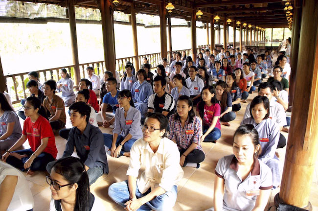 150 bạn trẻ dự khóa tu &#039;&#039;Dạo chơi miền Tịnh Độ&#039;&#039; tại nhà vườn Long Thuận