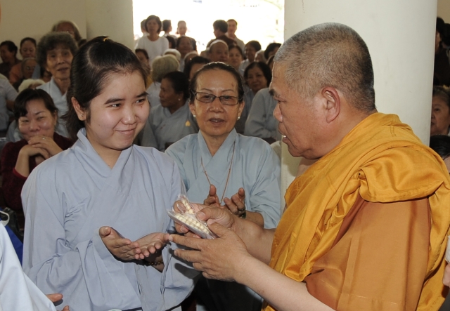 TP. HCM: Tịnh xá Trung Tâm đã tổ chức trọng thể lễ lạc thành Bảo tượng Bồ tát Quán Thế Âm