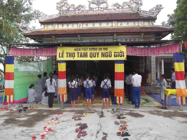 Quảng Trị: NPĐ An Trú  tổ chức lễ Quy y cho 120 giới tử