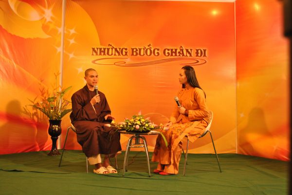 TP.HCM: Khởi quay chương trình talkshow “Những Bước Chân Đi”