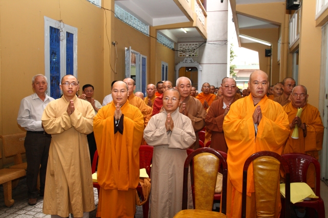 TP.HCM: Lễ tổng kết Đại hội Đại biểu Phật giáo TP.HCM và ra mắt nhân sự 10 ban ngành THPG nhiệm kỳ VIII (2012 – 2017)