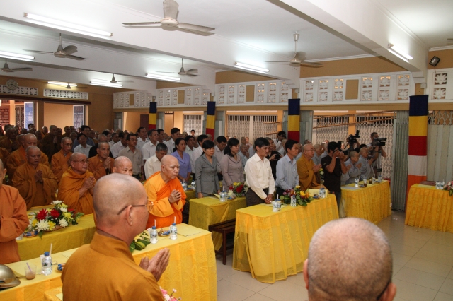 TP.HCM: Lễ tổng kết Đại hội Đại biểu Phật giáo TP.HCM và ra mắt nhân sự 10 ban ngành THPG nhiệm kỳ VIII (2012 – 2017)