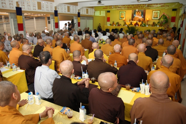 TP.HCM: Lễ tổng kết Đại hội Đại biểu Phật giáo TP.HCM và ra mắt nhân sự 10 ban ngành THPG nhiệm kỳ VIII (2012 – 2017)