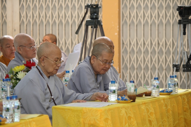 TP.HCM: Lễ tổng kết Đại hội Đại biểu Phật giáo TP.HCM và ra mắt nhân sự 10 ban ngành THPG nhiệm kỳ VIII (2012 – 2017)