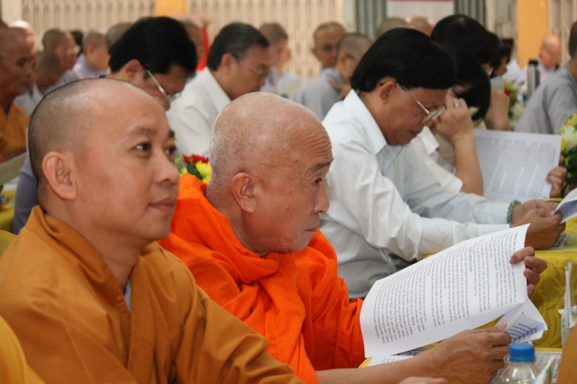 TP.HCM: Lễ tổng kết Đại hội Đại biểu Phật giáo TP.HCM và ra mắt nhân sự 10 ban ngành THPG nhiệm kỳ VIII (2012 – 2017)