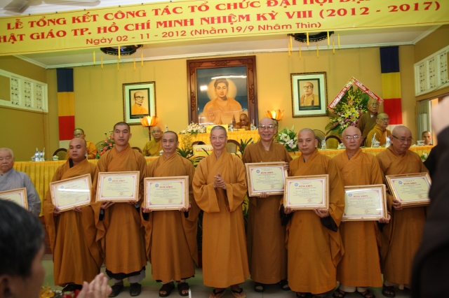 TP.HCM: Lễ tổng kết Đại hội Đại biểu Phật giáo TP.HCM và ra mắt nhân sự 10 ban ngành THPG nhiệm kỳ VIII (2012 – 2017)