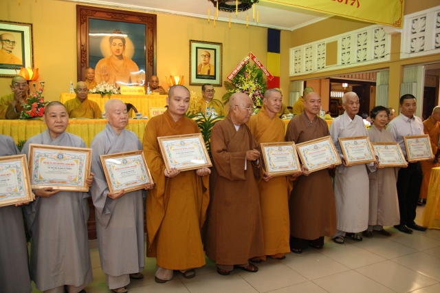 TP.HCM: Lễ tổng kết Đại hội Đại biểu Phật giáo TP.HCM và ra mắt nhân sự 10 ban ngành THPG nhiệm kỳ VIII (2012 – 2017)