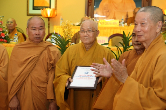 TP.HCM: Lễ tổng kết Đại hội Đại biểu Phật giáo TP.HCM và ra mắt nhân sự 10 ban ngành THPG nhiệm kỳ VIII (2012 – 2017)