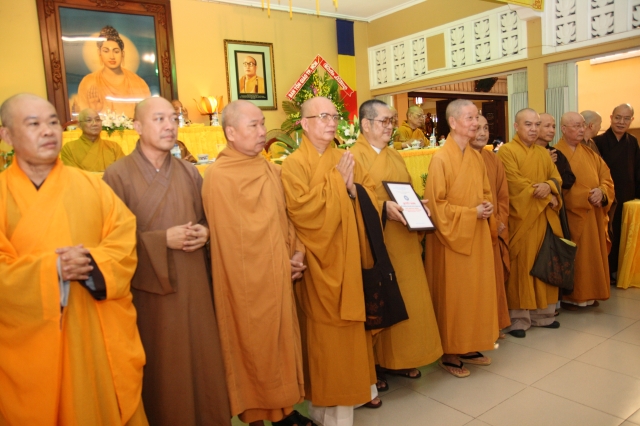 TP.HCM: Lễ tổng kết Đại hội Đại biểu Phật giáo TP.HCM và ra mắt nhân sự 10 ban ngành THPG nhiệm kỳ VIII (2012 – 2017)