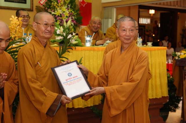 TP.HCM: Lễ tổng kết Đại hội Đại biểu Phật giáo TP.HCM và ra mắt nhân sự 10 ban ngành THPG nhiệm kỳ VIII (2012 – 2017)