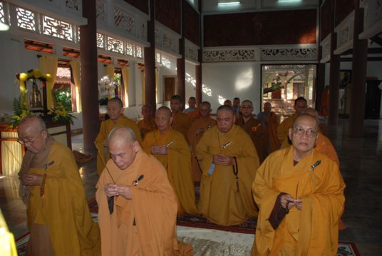 Trung Ương GHPGVN và Phu nhân Chủ tịch nước CHXHCNVN lễ viếng Chung thất Cố Trưởng Lão HT. Thích Minh Châu
