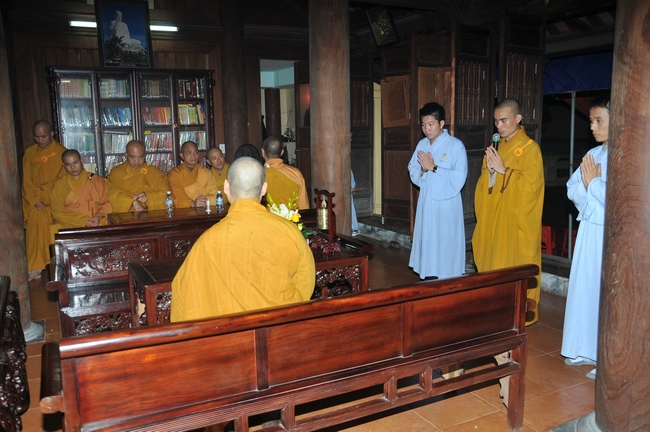 Hà Tĩnh: Chùa Trúc Lâm Thanh Lương tưng bừng Pháp hội hoa đăng vía Đức Phật A Di Đà
