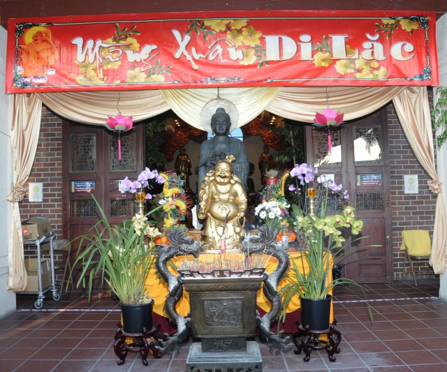 Hoa Kỳ: Đón giao thừa và mồng một Tết Quý Tỵ ở một số chùa Bắc California