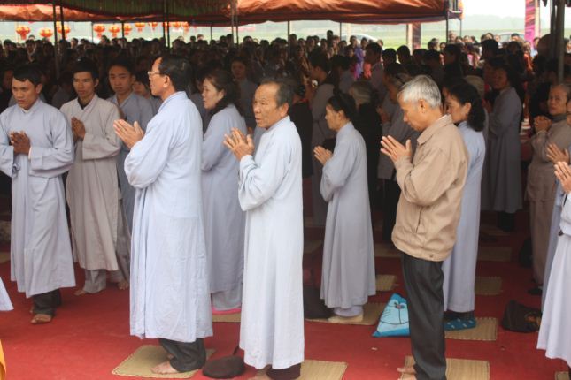 Hà Tĩnh: Lễ &quot;cầu&quot; được an tại ngôi chùa Tịnh Pháp