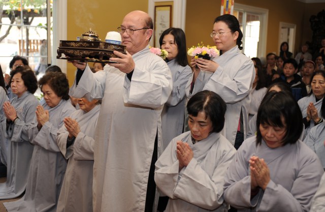 Mỹ: Chùa Liễu Quán (San Jose) tổ chức lễ hiệp kỵ chư vị hương linh và tất niên năm Nhâm Thìn