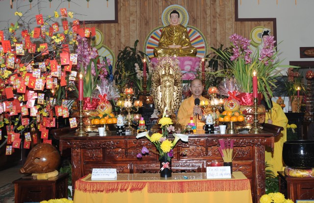 Hoa Kỳ: Đón giao thừa và mồng một Tết Quý Tỵ ở một số chùa Bắc California