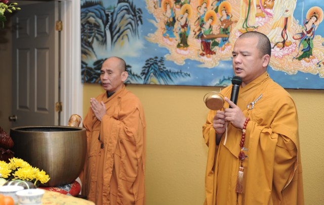 Mỹ: Chùa Liễu Quán (San Jose) tổ chức lễ hiệp kỵ chư vị hương linh và tất niên năm Nhâm Thìn