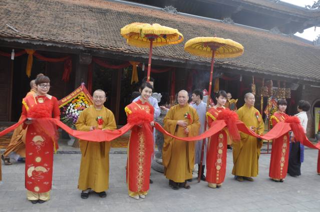 Hà Tĩnh: Long trọng tổ chức Đại lễ lạc thành, an vị tượng Phật tại chùa Phong Phạn