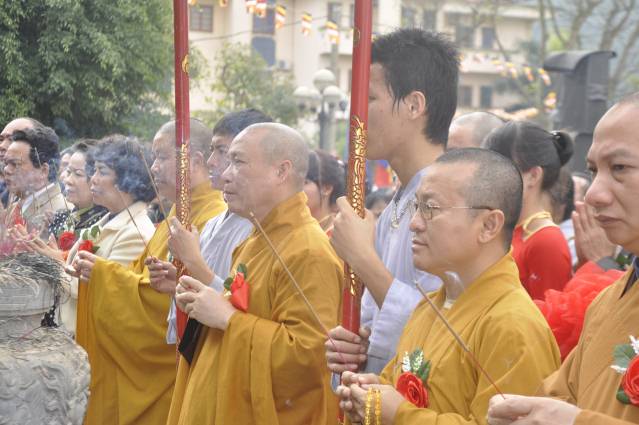 Hà Tĩnh: Long trọng tổ chức Đại lễ lạc thành, an vị tượng Phật tại chùa Phong Phạn