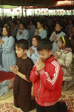 Hà Tĩnh: Lễ &quot;cầu&quot; được an tại ngôi chùa Tịnh Pháp