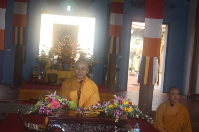 Chùa Xuân Đài: Lễ Phật thành đạo và Phật tử nghe pháp của TT. Thích Nhật Từ