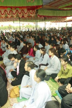 Hà Tĩnh: Lễ &quot;cầu&quot; được an tại ngôi chùa Tịnh Pháp