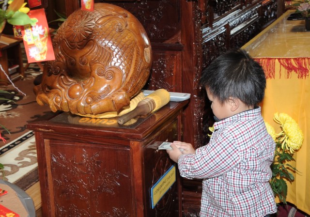 Hoa Kỳ: Đón giao thừa và mồng một Tết Quý Tỵ ở một số chùa Bắc California