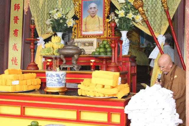 Lễ nhập Kim quan Trưởng lão HT. Thích Thanh Bích
