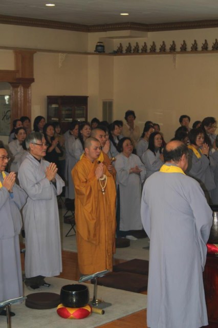 Chùa Trúc Lâm (Chicago, Mỹ) tổ chức tết Nguyên tiêu và tụng kinh Dược sư cầu an
