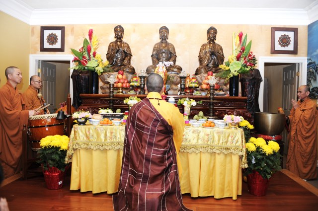 Mỹ: Chùa Liễu Quán (San Jose) tổ chức lễ hiệp kỵ chư vị hương linh và tất niên năm Nhâm Thìn