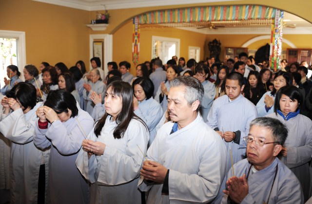 Mỹ: Chùa Liễu Quán (San Jose) tổ chức lễ hiệp kỵ chư vị hương linh và tất niên năm Nhâm Thìn