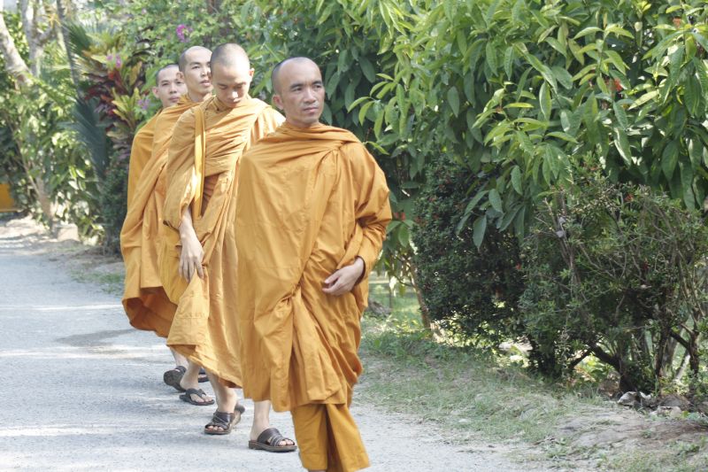Khẩn trương chuẩn bị lễ nhập kim quan Hòa thượng viện chủ Sơn Thắng Thiền Viện