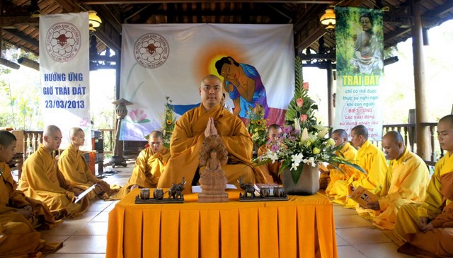 TPHCM: Thanh niên Phật tử tham gia Khóa tu Giã Từ Huyễn Mộng