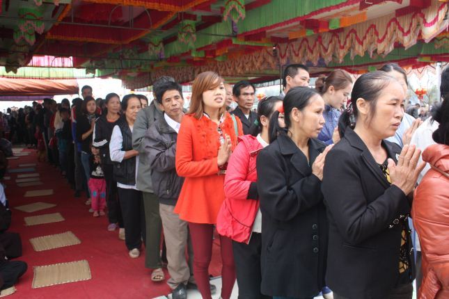 Hà Tĩnh: Lễ &quot;cầu&quot; được an tại ngôi chùa Tịnh Pháp