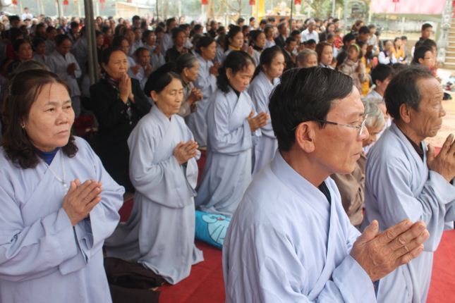 Hà Tĩnh: Lễ &quot;cầu&quot; được an tại ngôi chùa Tịnh Pháp