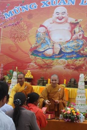 Hà Tĩnh: Lễ &quot;cầu&quot; được an tại ngôi chùa Tịnh Pháp