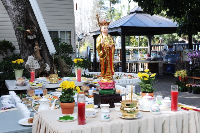 Mỹ: Chùa Liễu Quán (San Jose) tổ chức lễ hiệp kỵ chư vị hương linh và tất niên năm Nhâm Thìn