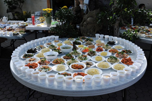 Mỹ: Chùa Liễu Quán (San Jose) tổ chức lễ hiệp kỵ chư vị hương linh và tất niên năm Nhâm Thìn