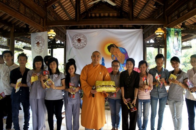 TPHCM: Thanh niên Phật tử tham gia Khóa tu Giã Từ Huyễn Mộng