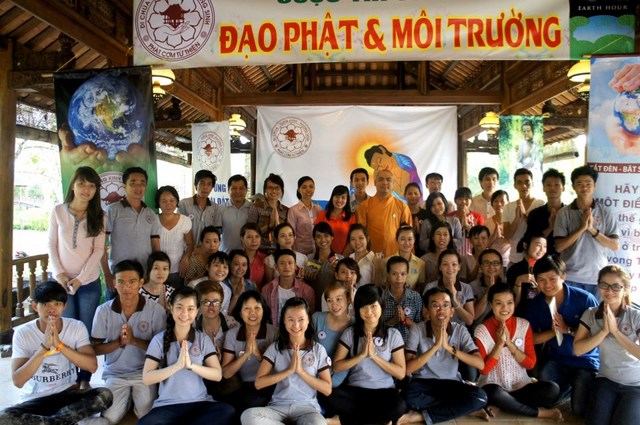 TPHCM: Thanh niên Phật tử tham gia Khóa tu Giã Từ Huyễn Mộng