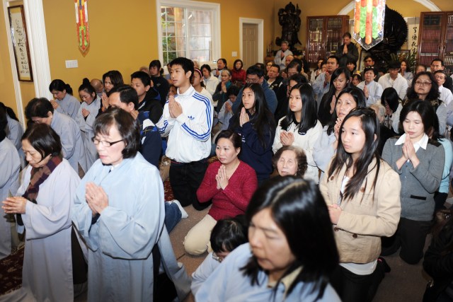 Mỹ: Chùa Liễu Quán (San Jose) tổ chức lễ hiệp kỵ chư vị hương linh và tất niên năm Nhâm Thìn