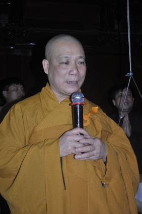 Hà Tĩnh: Long trọng tổ chức Đại lễ lạc thành, an vị tượng Phật tại chùa Phong Phạn